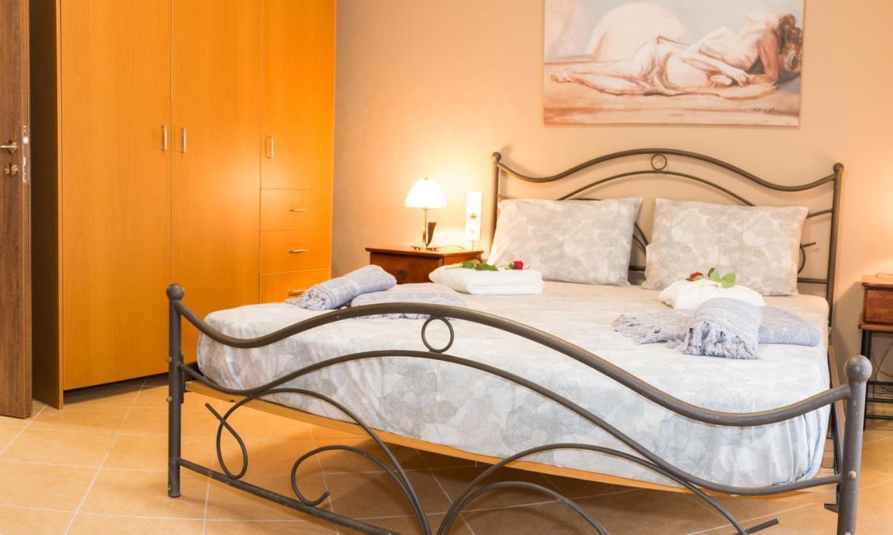 Marina Mare Daire Bali  Dış mekan fotoğraf